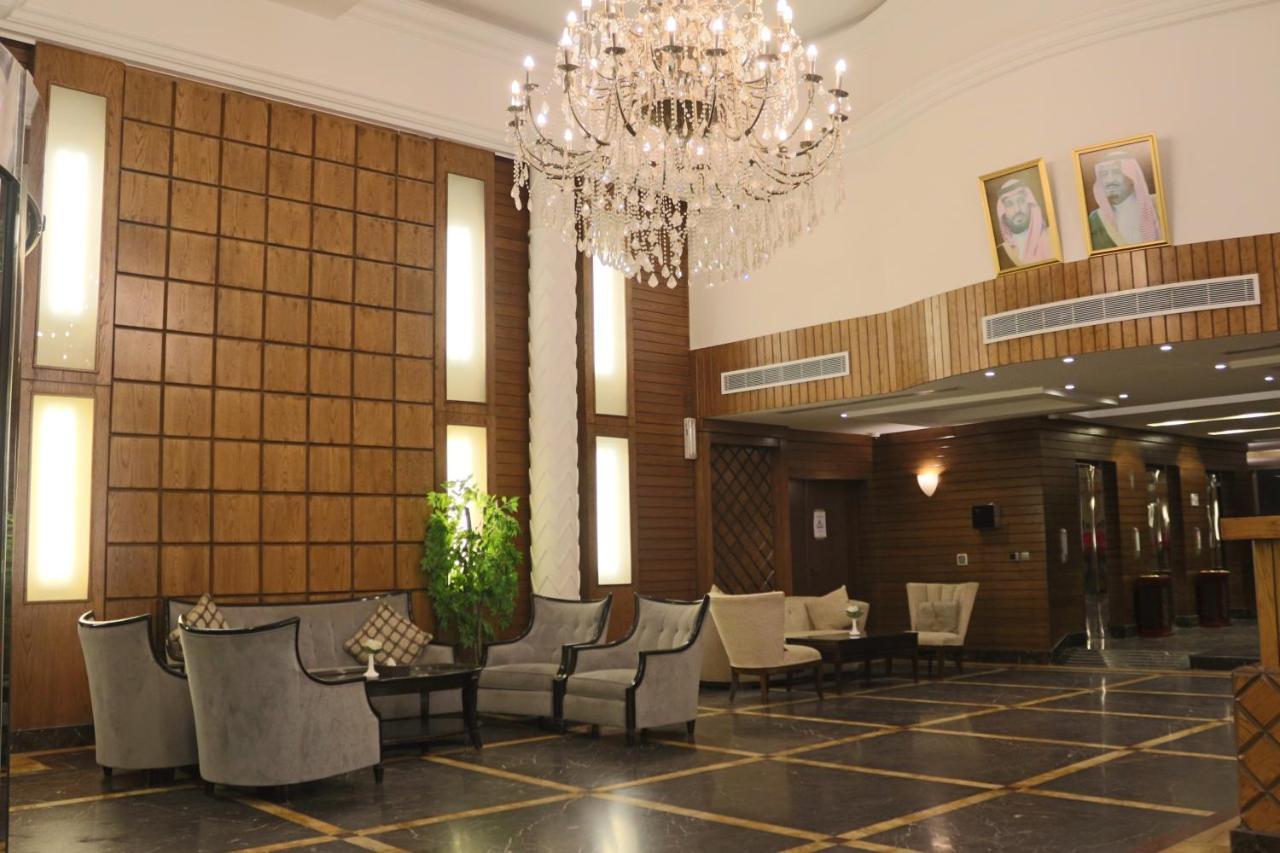 Valencia Hotel Suites อัลโคห์บาร์ ภายนอก รูปภาพ