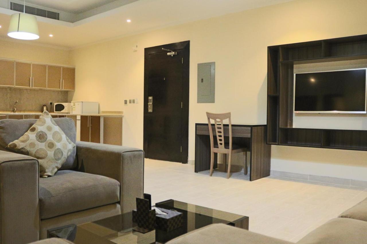 Valencia Hotel Suites อัลโคห์บาร์ ภายนอก รูปภาพ