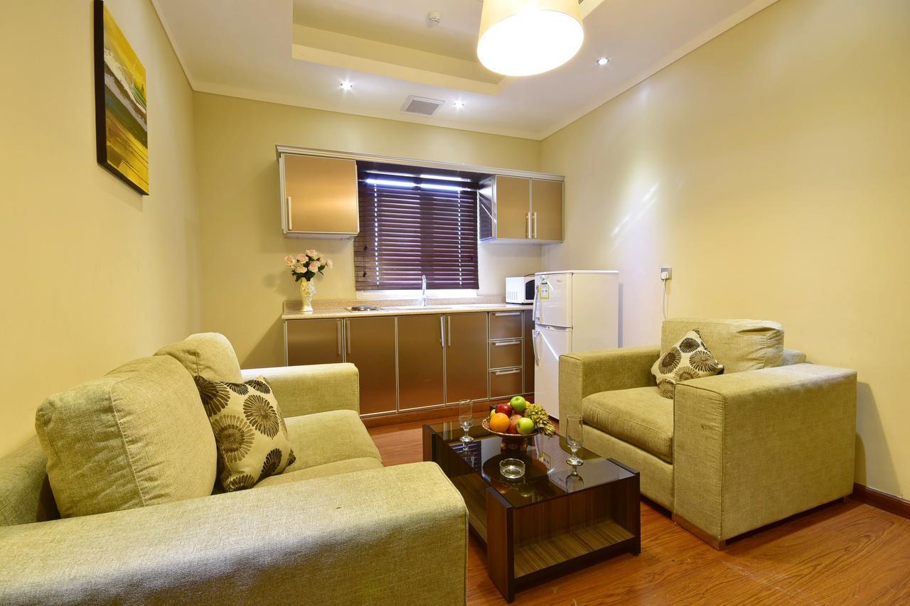 Valencia Hotel Suites อัลโคห์บาร์ ภายนอก รูปภาพ